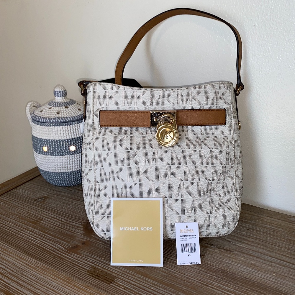 Michael Kors Hamilton Traveler Crossbody